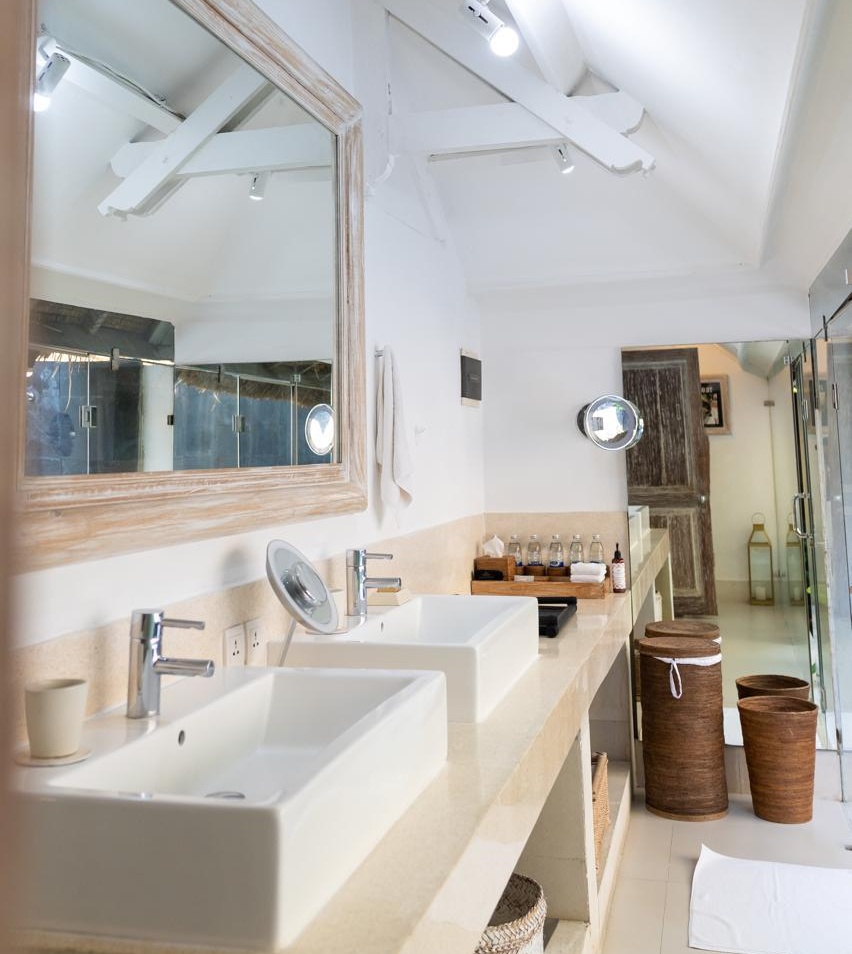 WhatsApp Image 2025-09-16 at 11.24.24 (1)