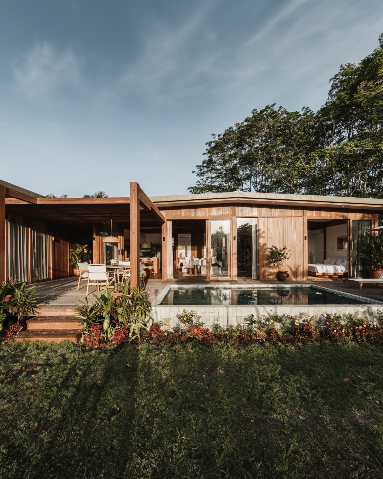 WhatsApp Image 2024-10-14 at 10.17.03 (7)