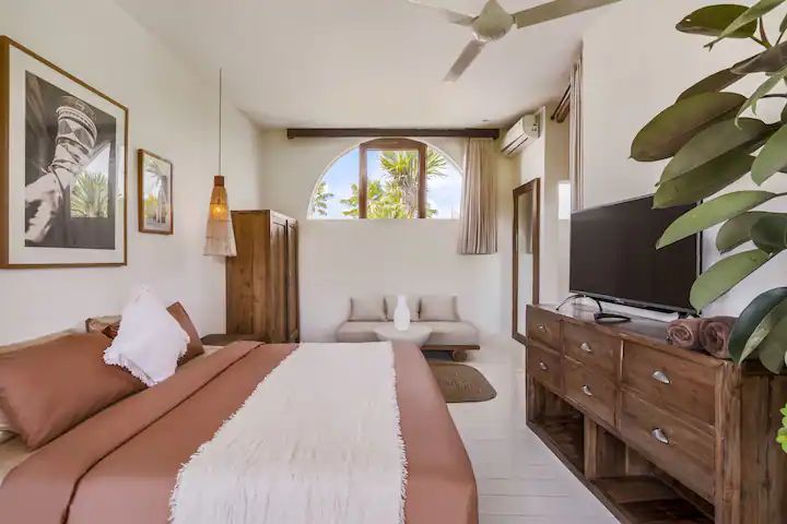 WhatsApp Image 2024-10-22 at 09.50.20 (6)