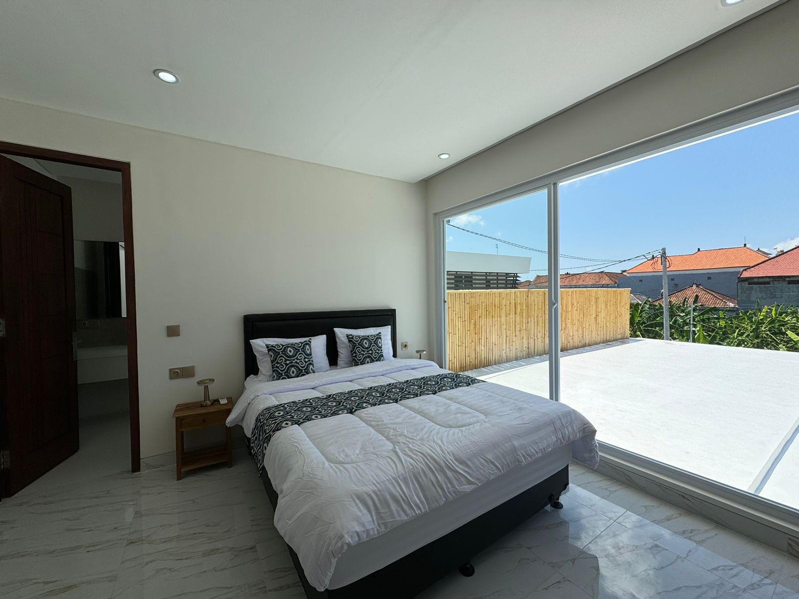 WhatsApp Image 2024-11-07 at 10.59.53 (1)