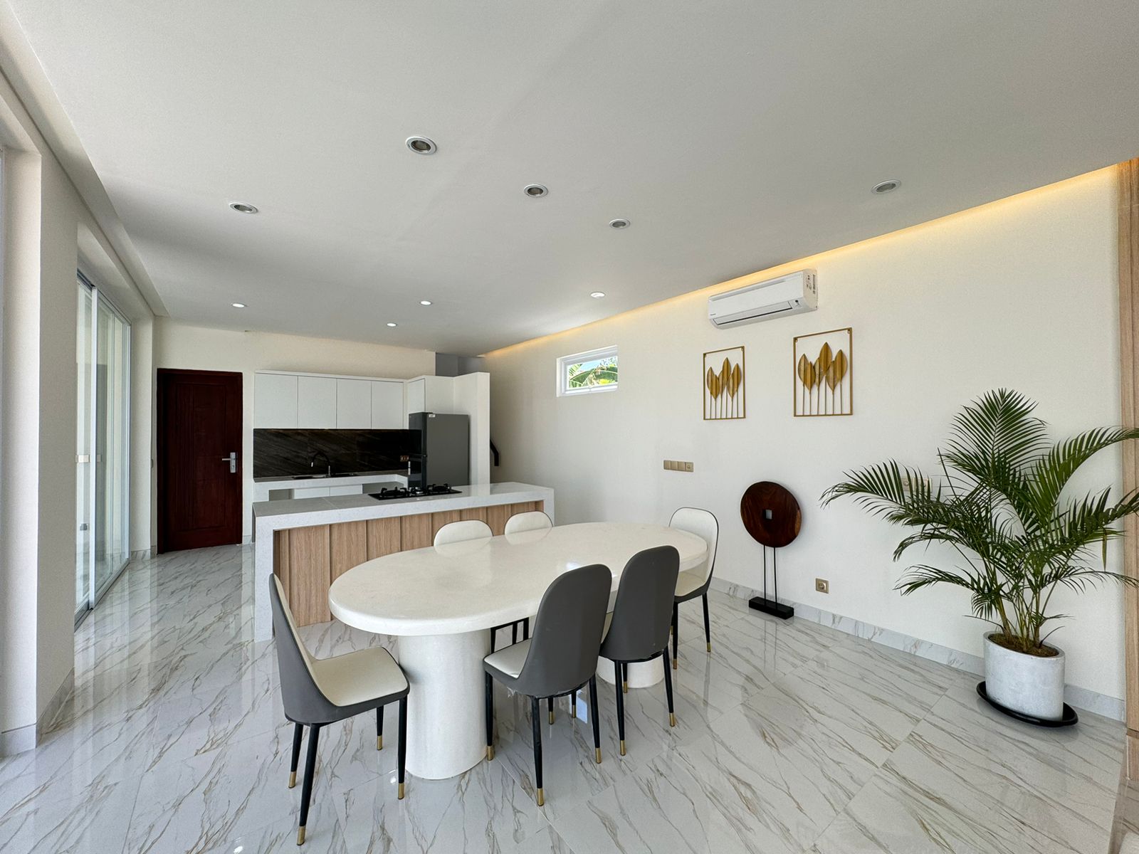 WhatsApp Image 2024-11-07 at 10.59.53 (4)