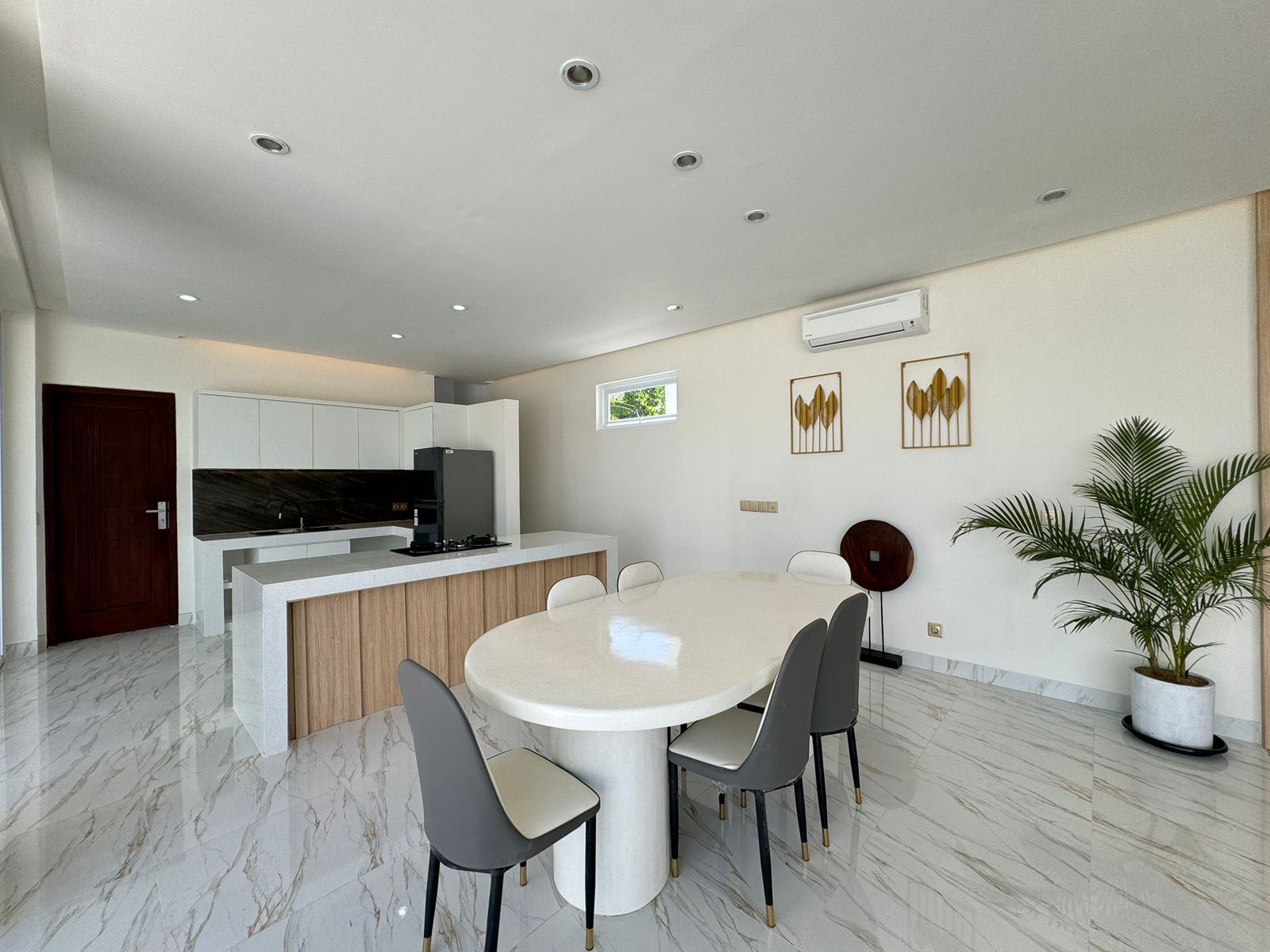 WhatsApp Image 2024-11-07 at 10.59.53 (8)