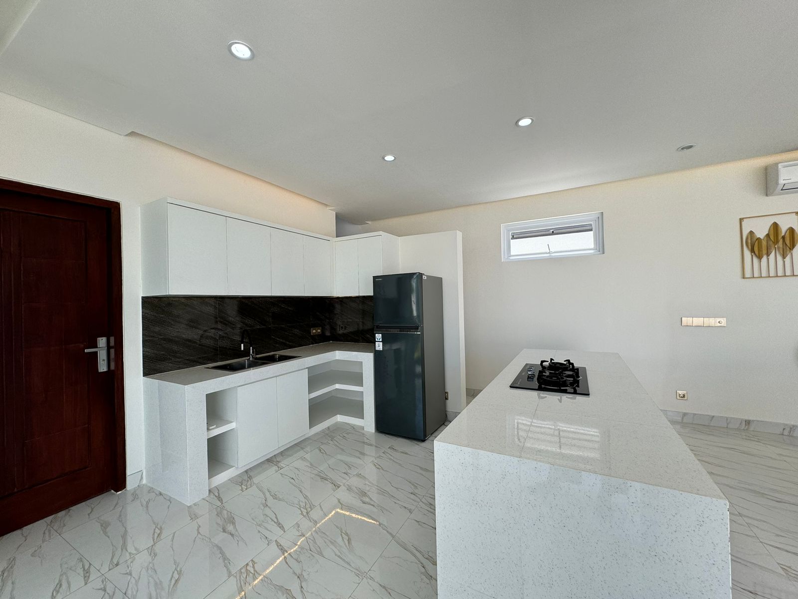 WhatsApp Image 2024-11-07 at 10.59.54 (21)