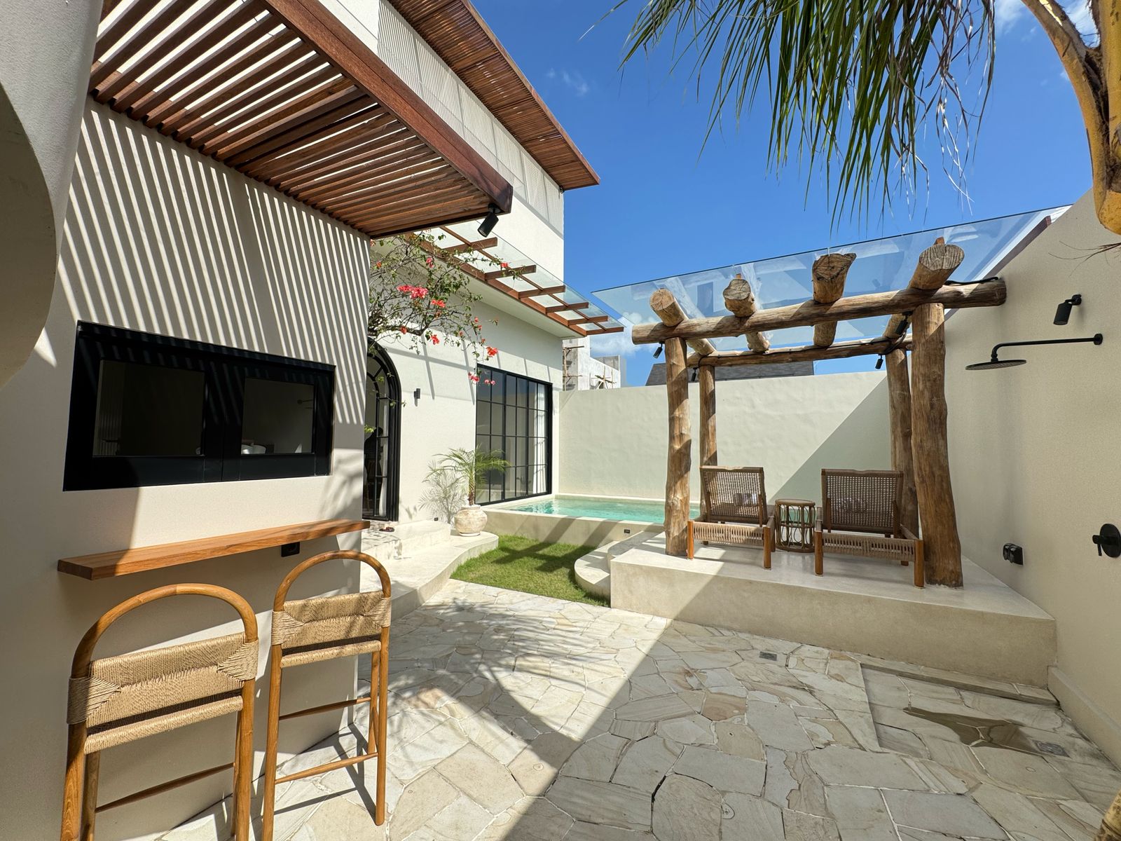 WhatsApp Image 2025-07-14 at 15.20.14