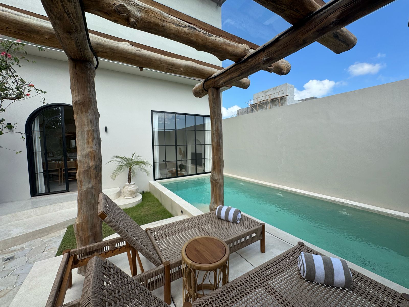 WhatsApp Image 2025-07-14 at 15.20.18 (4)