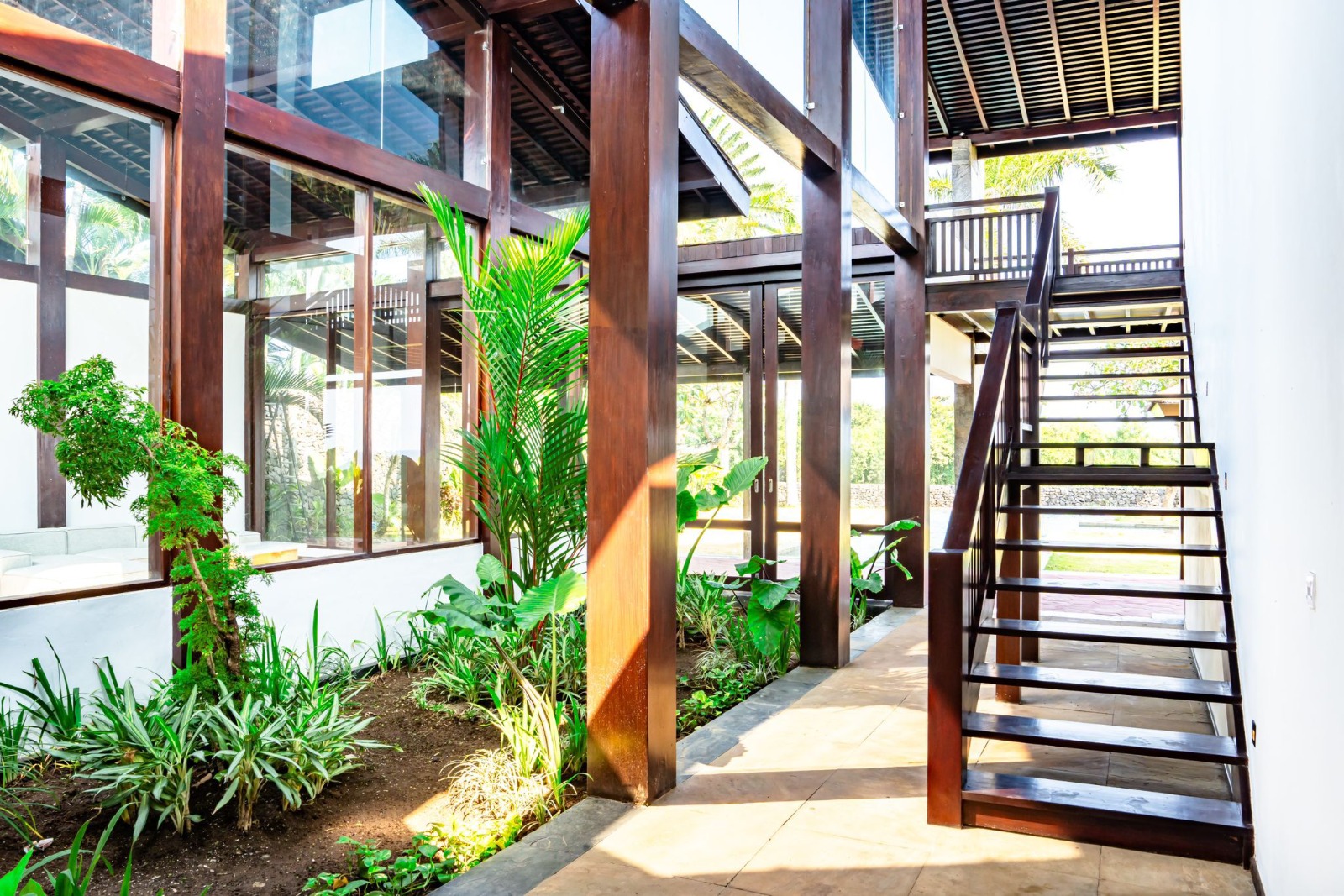 WhatsApp Image 2025-08-26 at 16.04.52